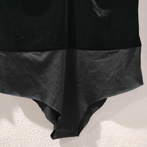 ZARA-S- BLACK BODYSUITS - Picture 4 of 4